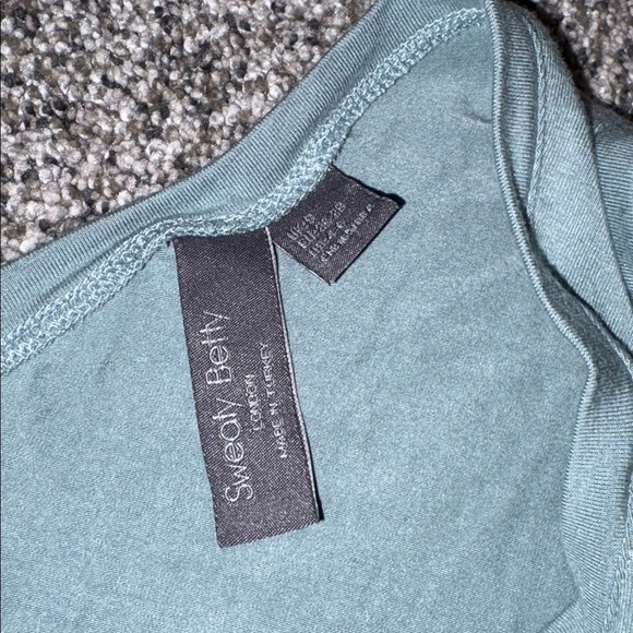 Sweaty Betty Wave Holistic V-Neck Tank Top in Blue - Picture 4 of 6